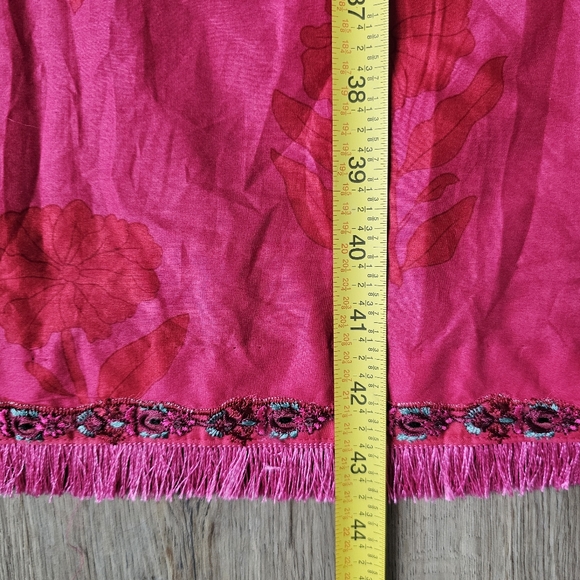 Traditional Kurta Magenta Pink Floral Embroidered Shirt - Picture 9 of 9